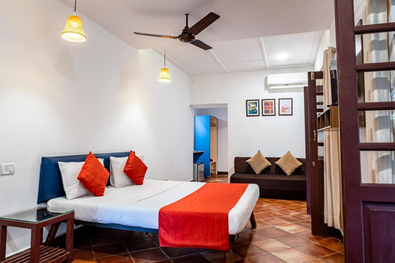 O Camarao Hotell Calangute Exteriör bild