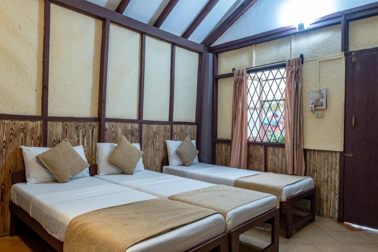 O Camarao Hotell Calangute Exteriör bild