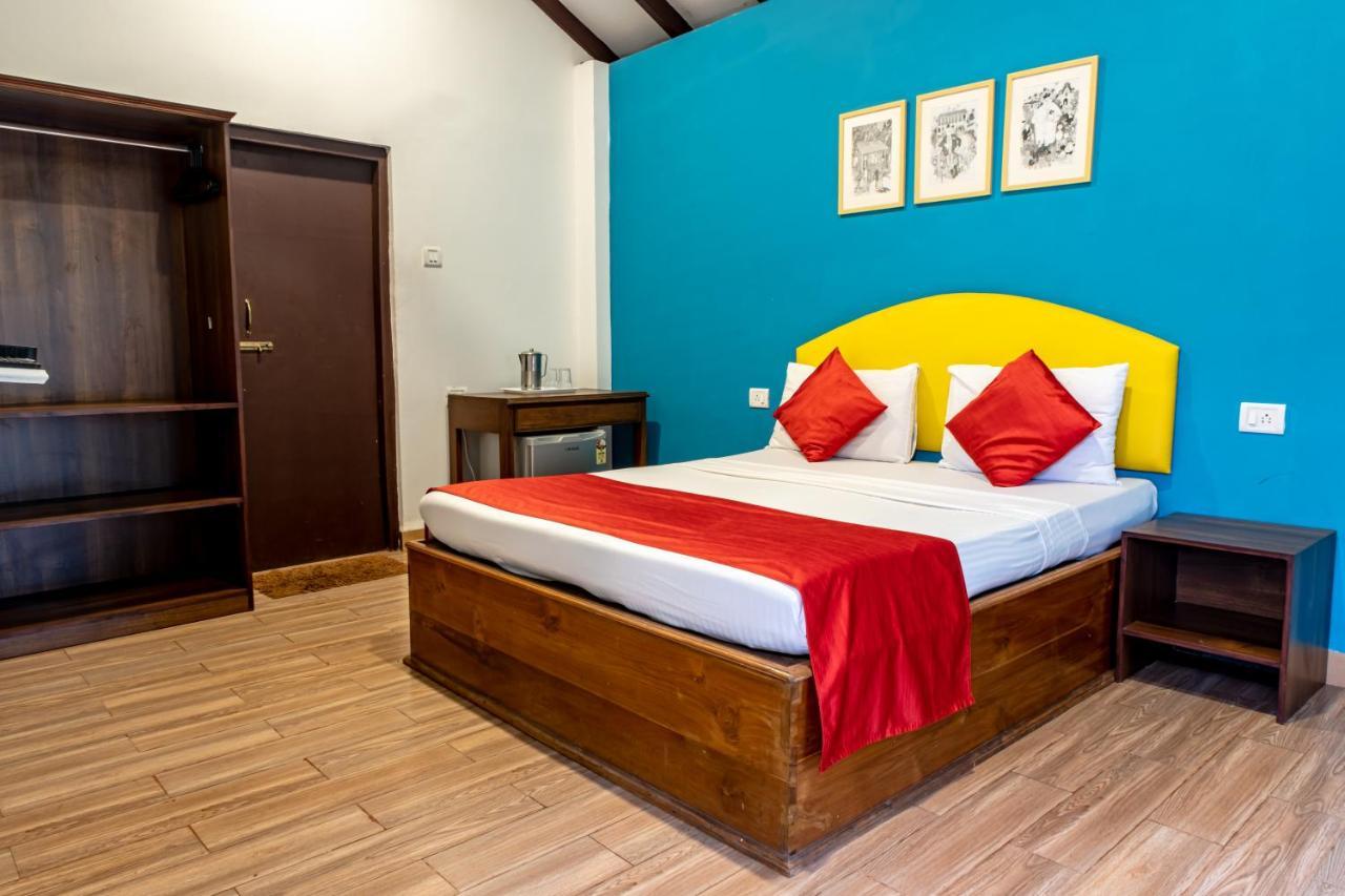 O Camarao Hotell Calangute Exteriör bild