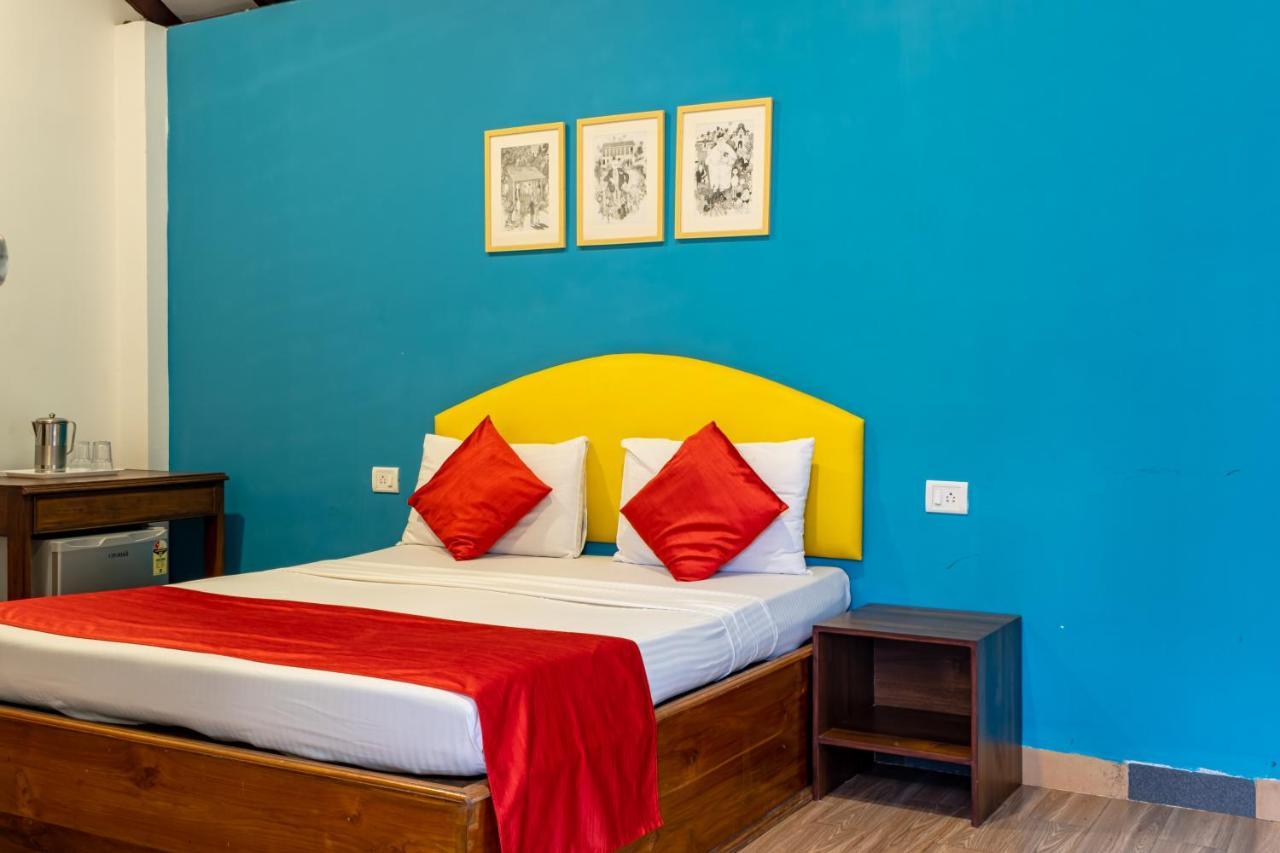 O Camarao Hotell Calangute Exteriör bild