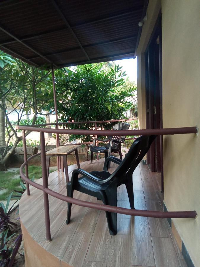 O Camarao Hotell Calangute Exteriör bild