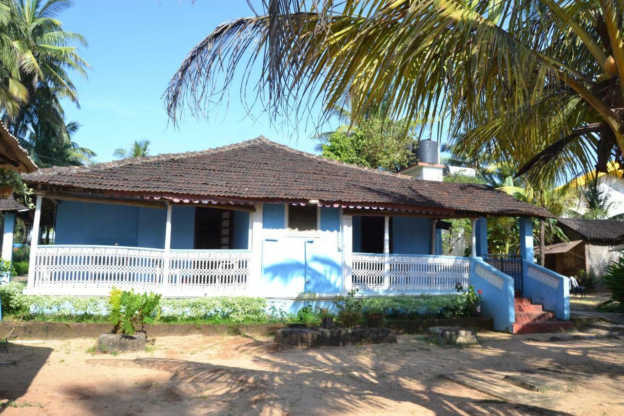 O Camarao Hotell Calangute Exteriör bild