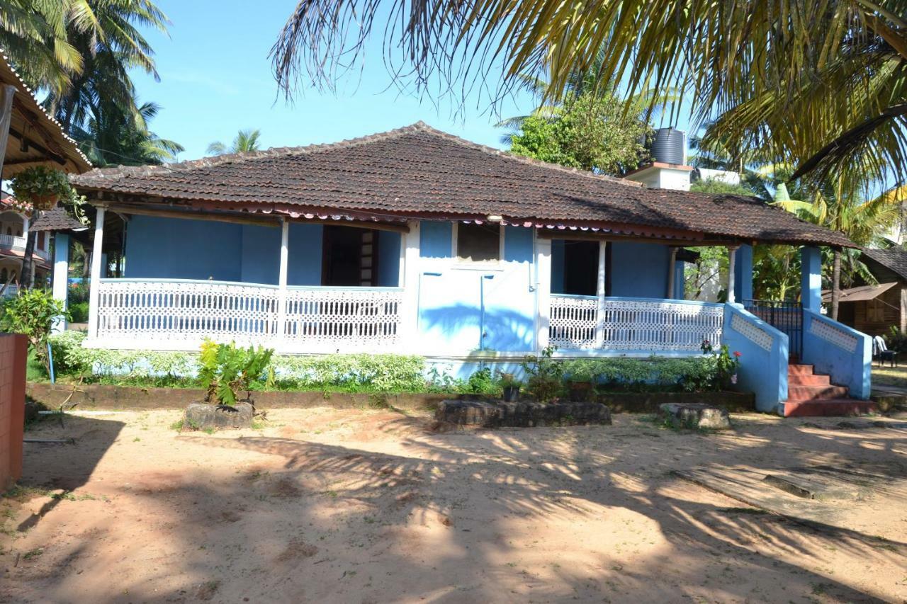 O Camarao Hotell Calangute Exteriör bild
